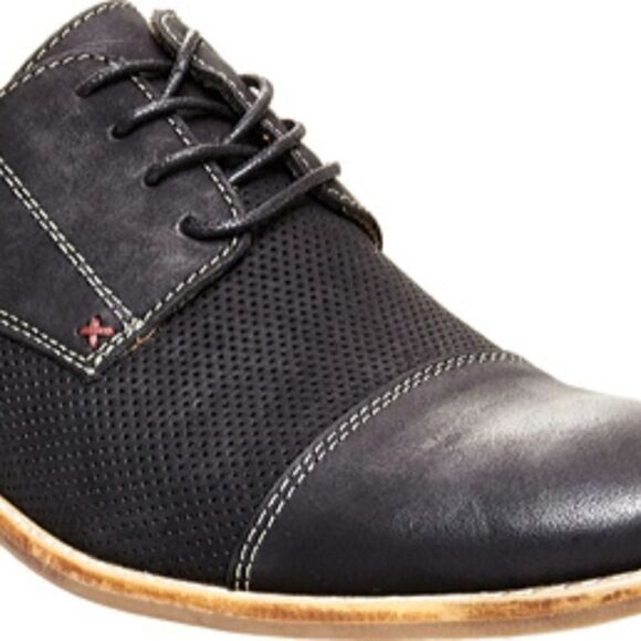 Steve Madden Mens Catalyst Size 8 Navy Blue Cap Toe Oxford Preforated Vamp - Picture 7 of 7